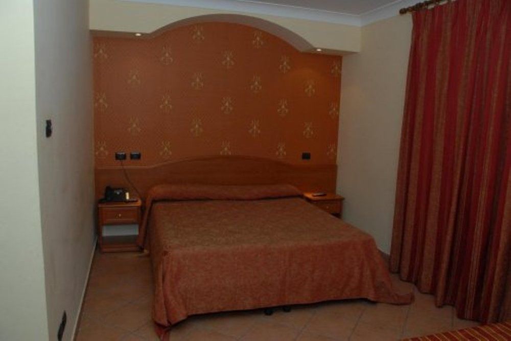 Hotel Stefano A Melito Melito di Napoli Exterior photo